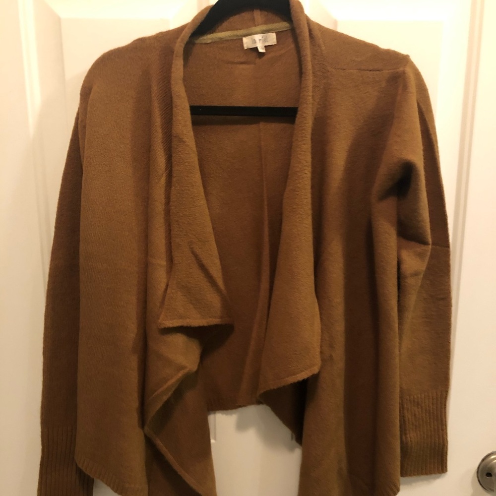 Beautiful acrylic blend rust cardigan